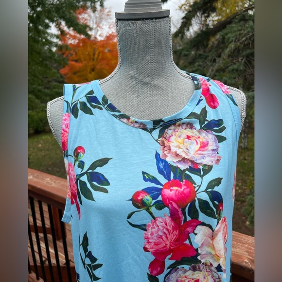 NEW PLUS SIZE Camisa floral dress. Cheerful light blue w/peonies. - Picture 6 of 12